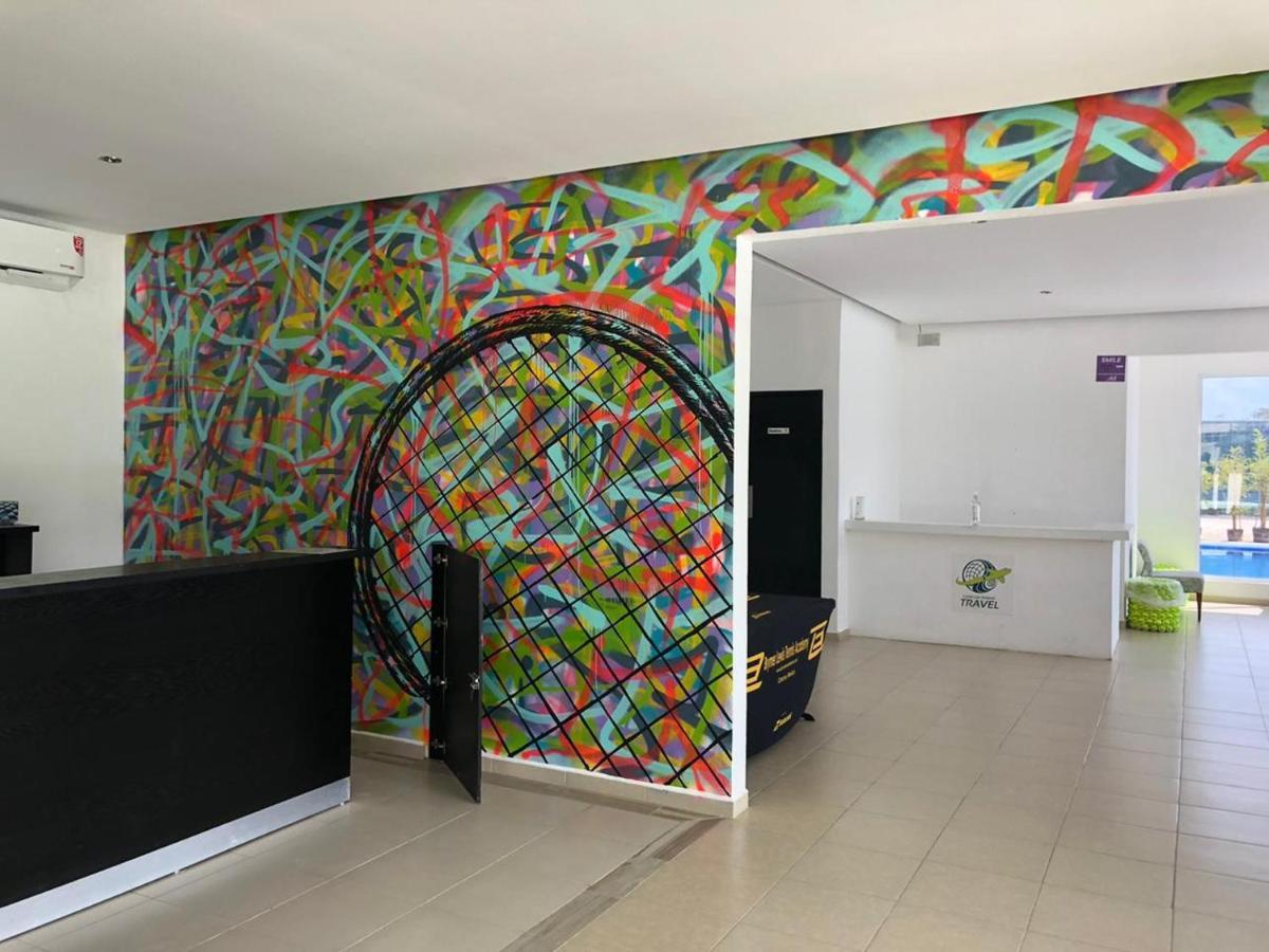 Cancun Tennis Inn Канкун Екстериор снимка