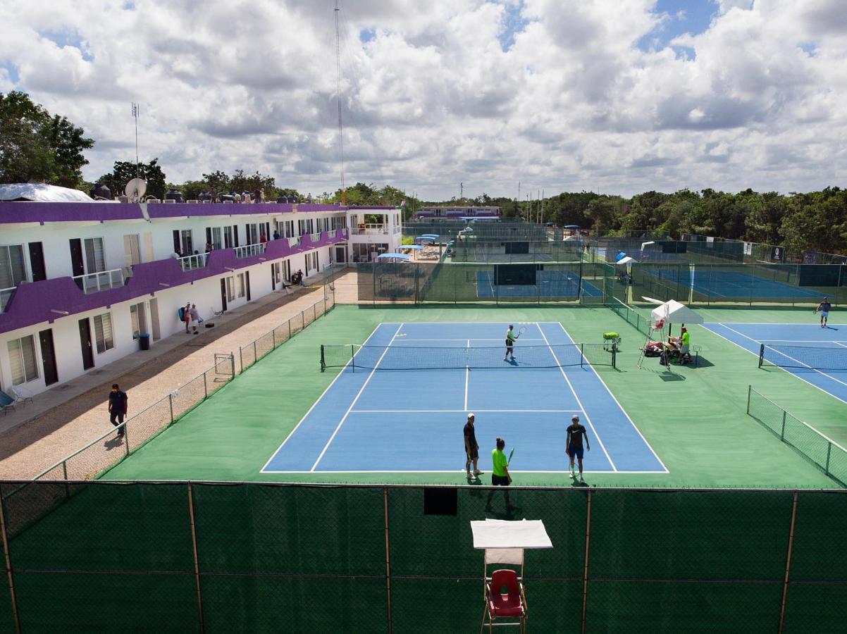 Cancun Tennis Inn Канкун Екстериор снимка