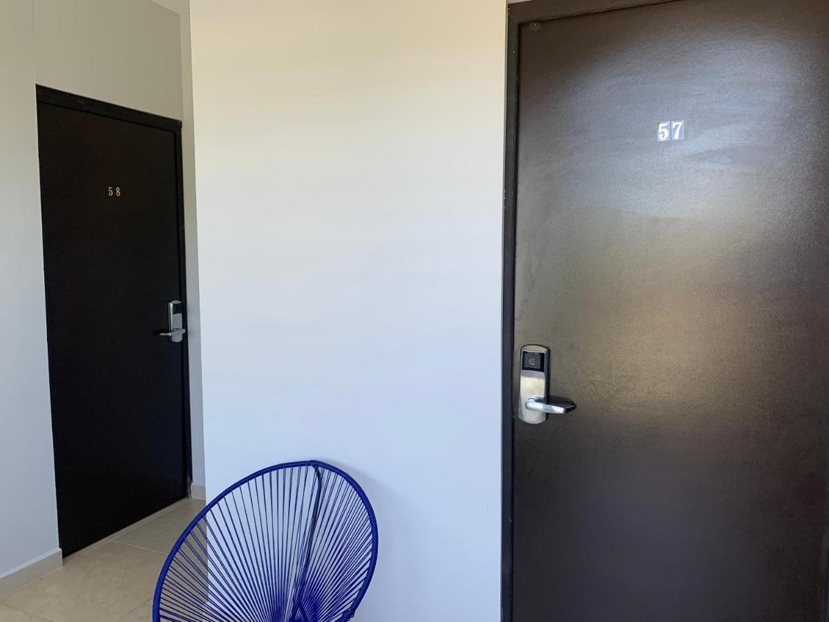 Cancun Tennis Inn Канкун Екстериор снимка