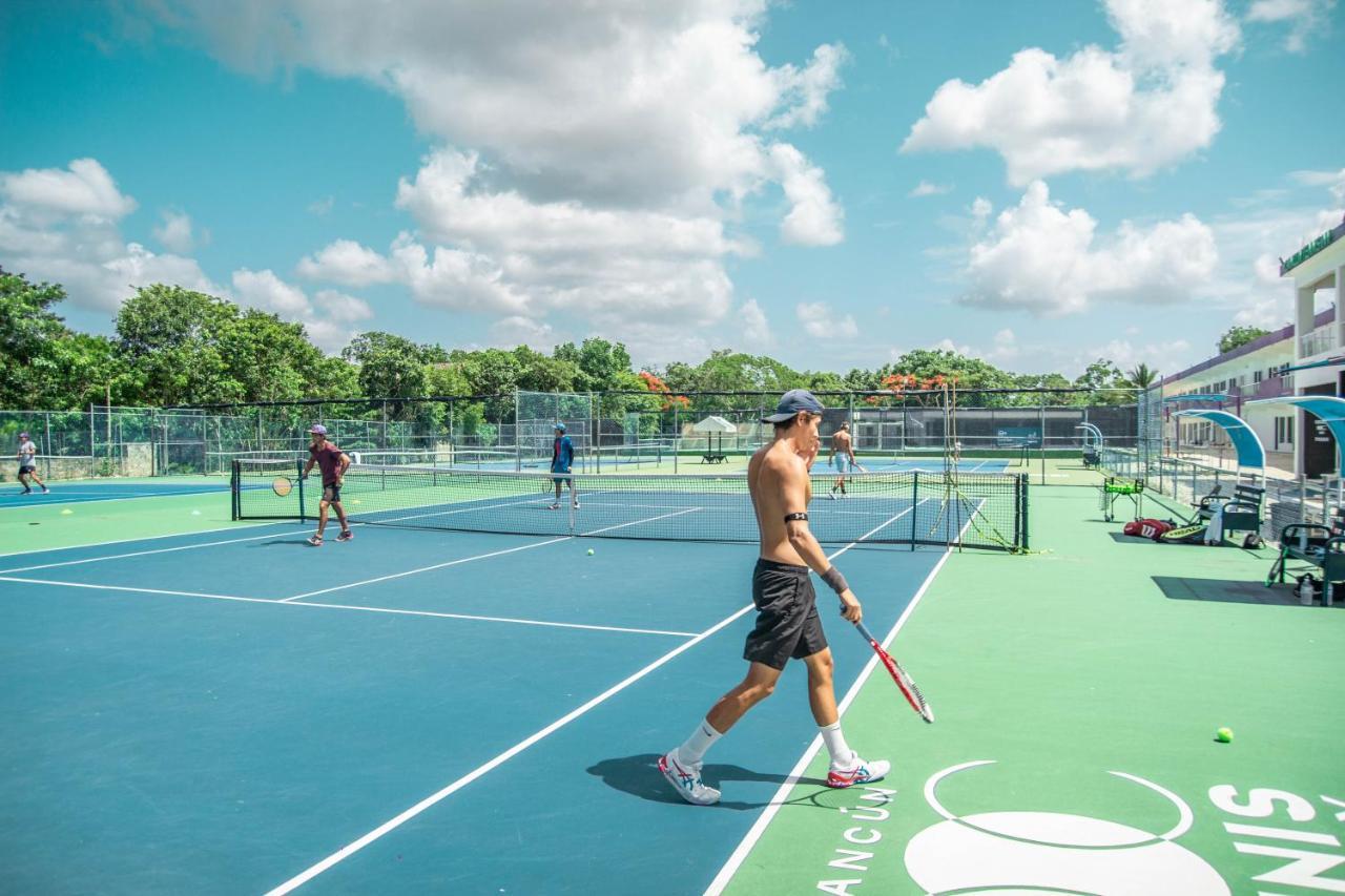 Cancun Tennis Inn Канкун Екстериор снимка